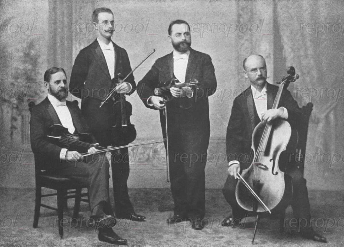 Das Dannreuther-Quartett; Fotografie von unbekannter Hand (um 1895)